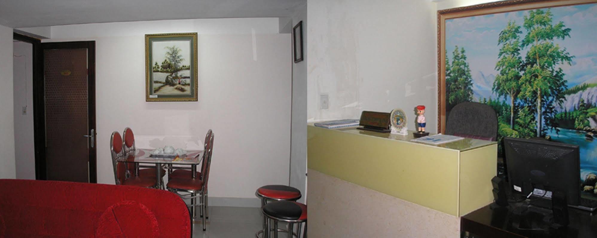 Reddoorz Near Cau Song Han 2 Da Nang Exterior foto